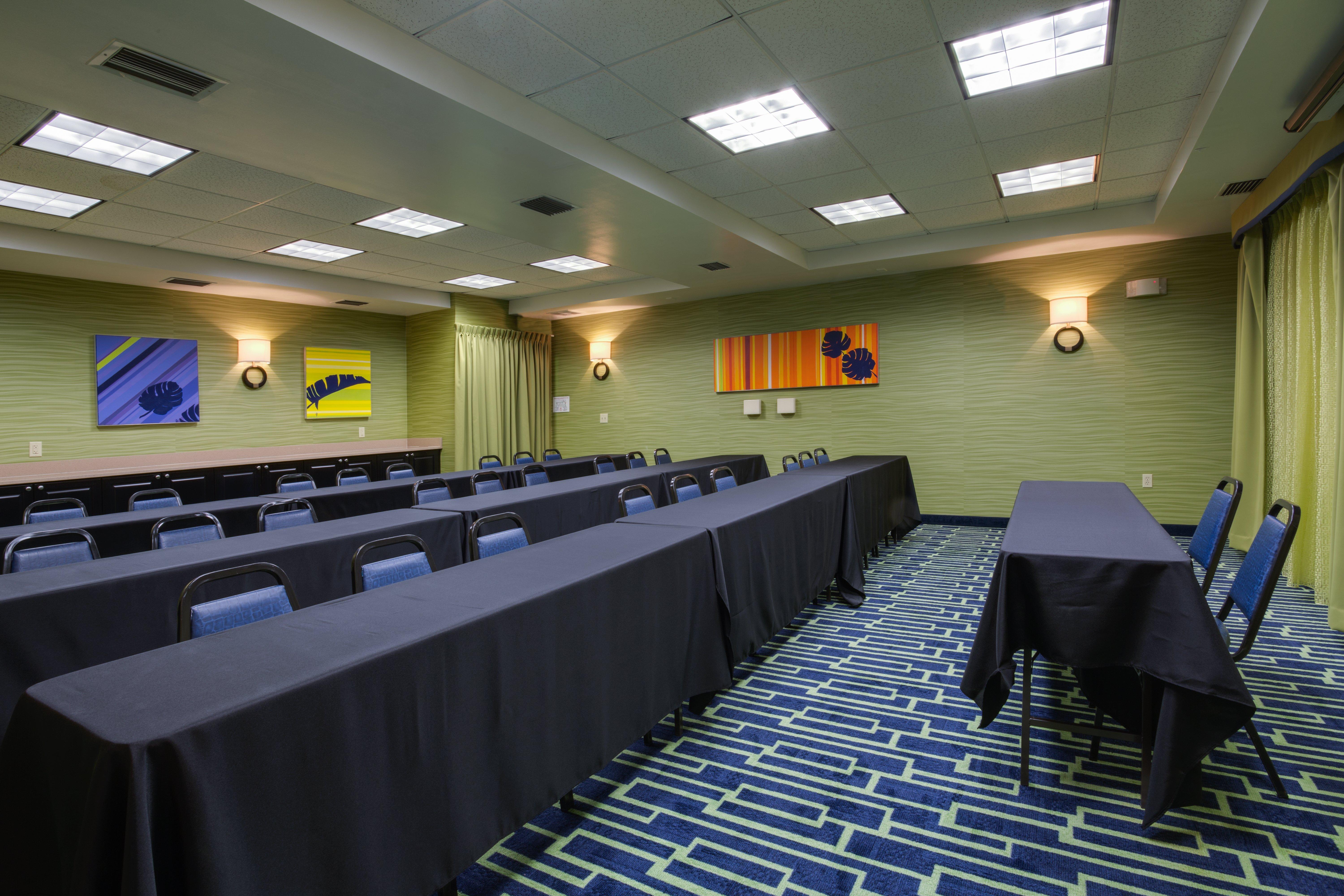 Holiday Inn Express & Suites Plant City By Ihg Exterior foto